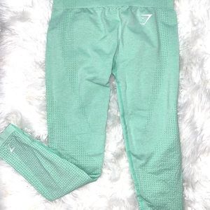 GYMSHARK leggings - size small